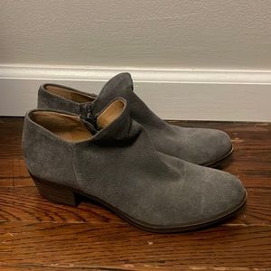 Womens Lucky Brand Suede Low Heels